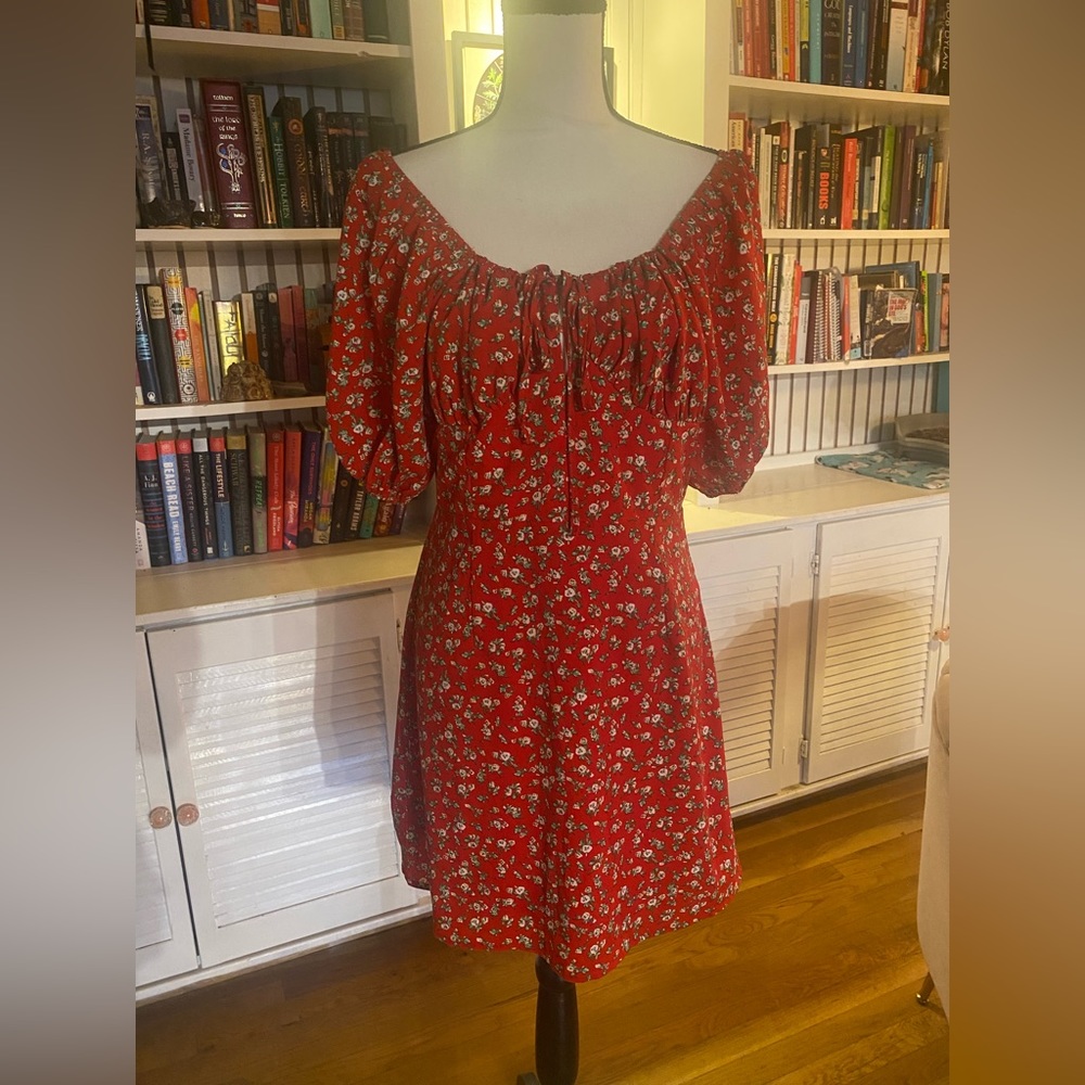 Love + Harmony red flower dress size medium NWT